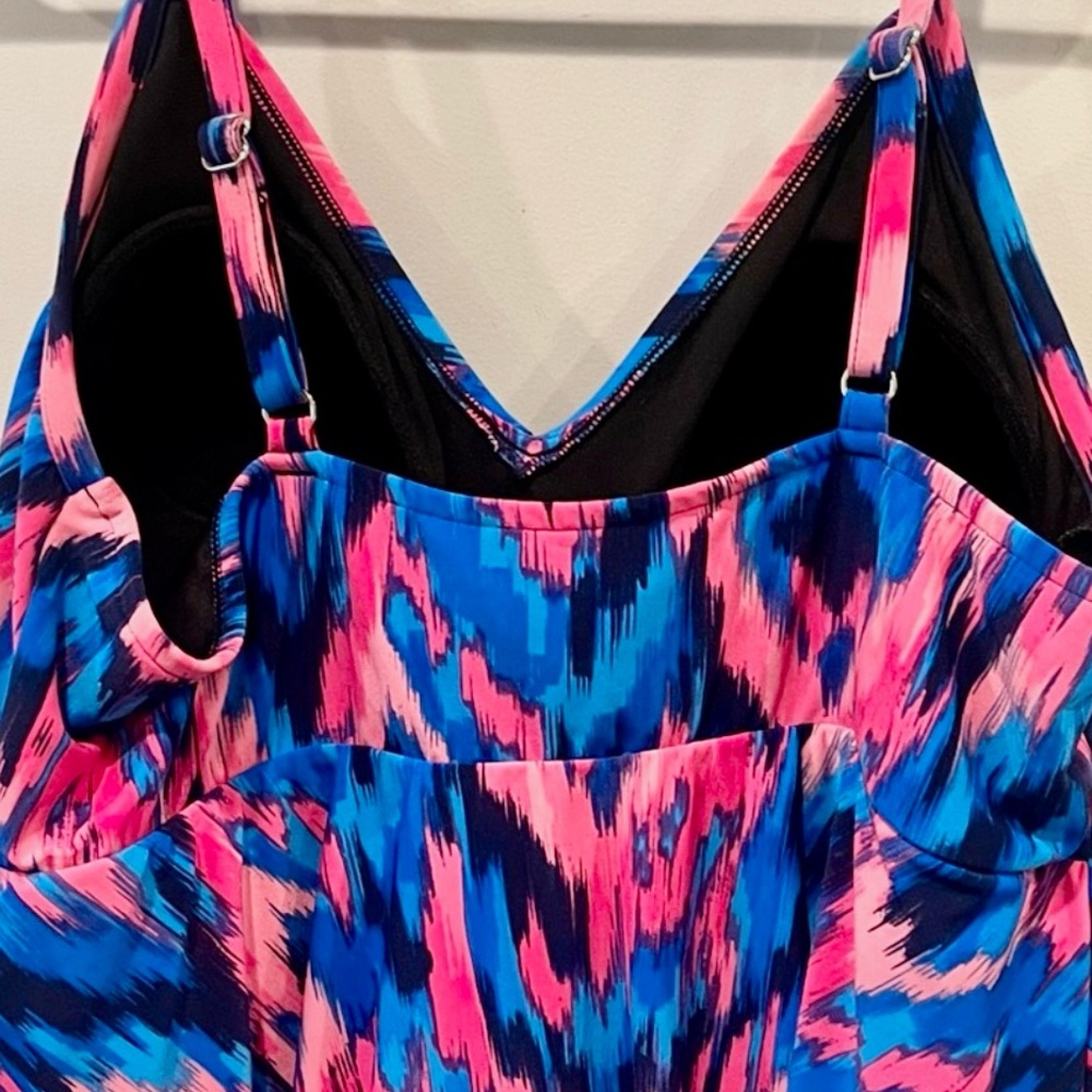 TrimShaper Pink and Blue Two Tier Ruffle Tankini Top Swim Women’s Size 18 NWT - Picture 7 of 13